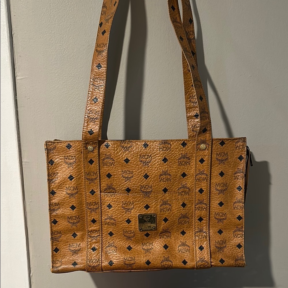 MCM Tan Tote Bag with Elegant Logo Design and Structured Shape Firm